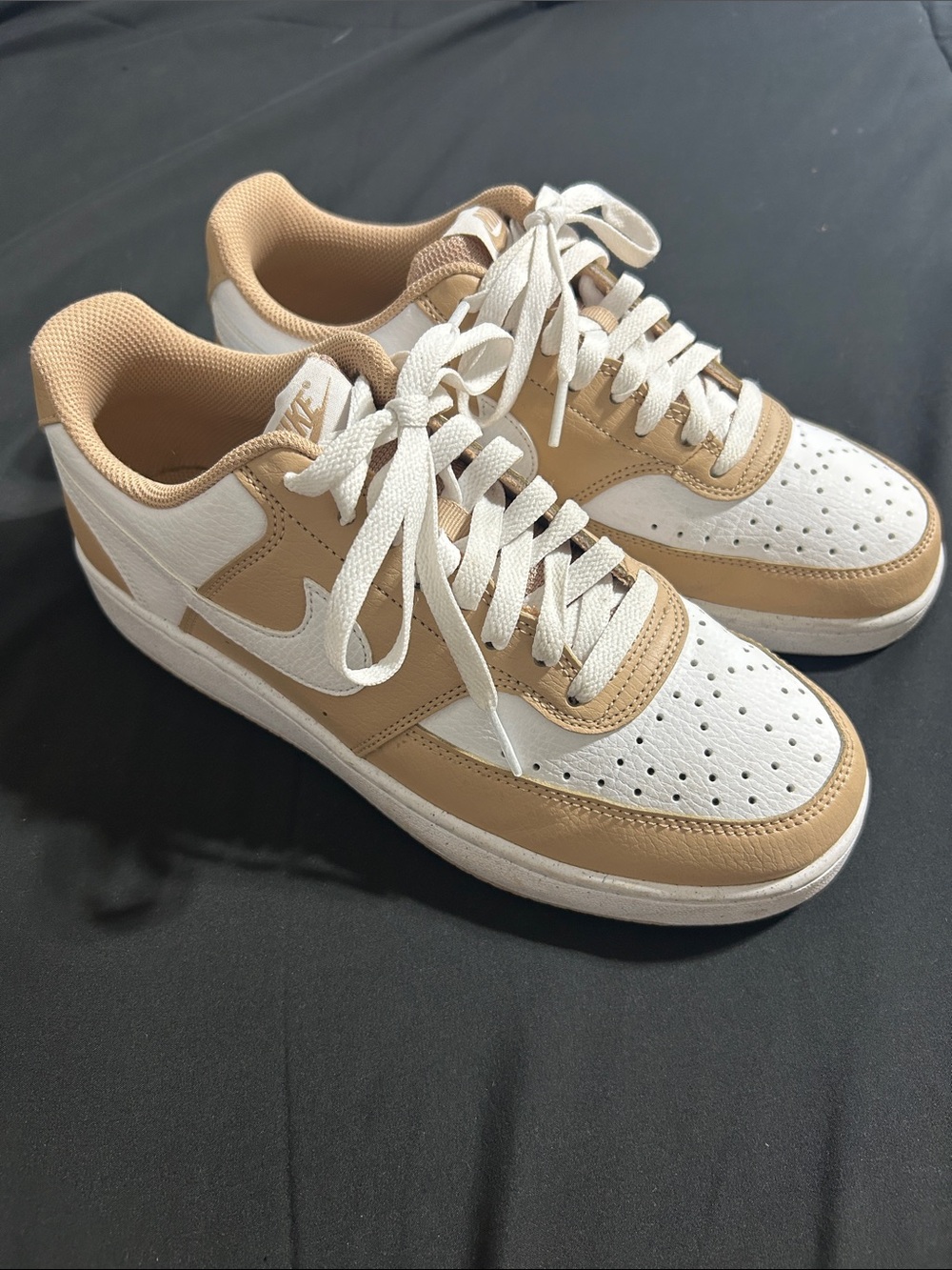 Nike Court Vision sneakers - White & Tan